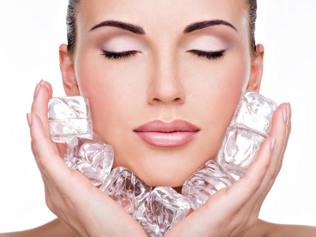 _media_355030_woman_giving_herself_an_ice_massage__medium_4x3